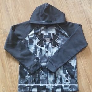 Under armour sweatshirt